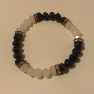 Black and white beaded bracelet